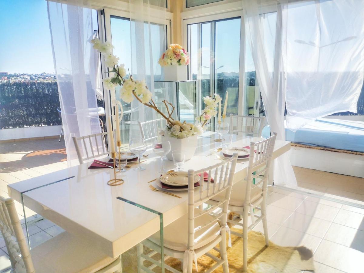 Penthouse With Sea View & Private Terrace Διαμέρισμα Guia  Εξωτερικό φωτογραφία