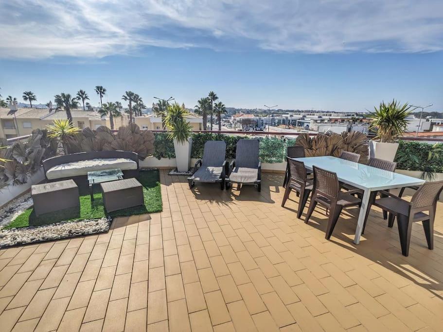 Penthouse With Sea View & Private Terrace Διαμέρισμα Guia  Εξωτερικό φωτογραφία
